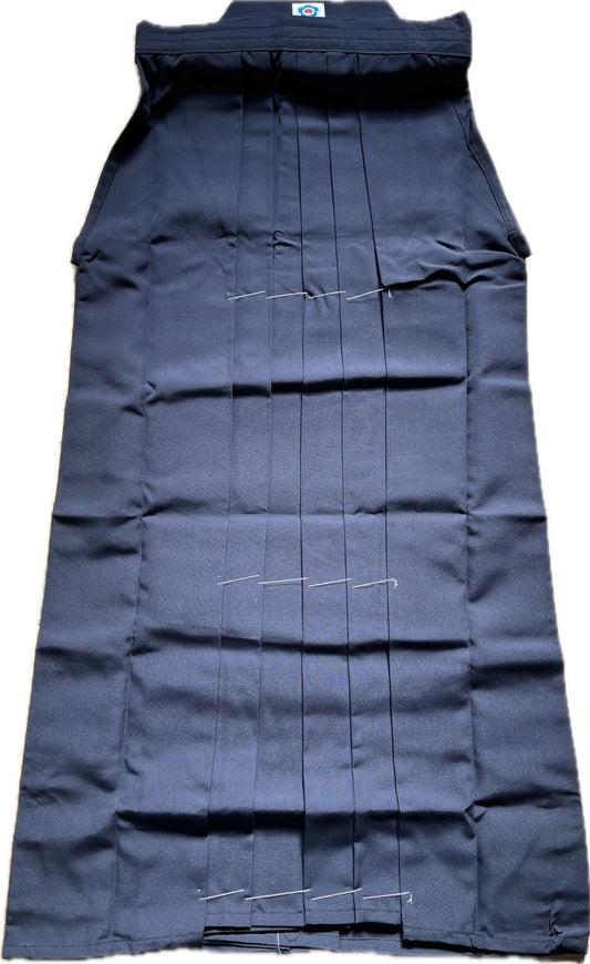 Hakama Aikido Aikikai ISAMI Bleu Marine Taille 26 – Fabriqué au Japon