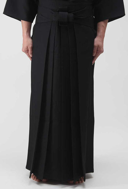 Hakama Iaido Noir Premium – Tozando Japon – Taille 22