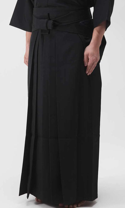 Hakama japonais Iaido Premium Take noir polyester Tozando IH700 Taille 25
