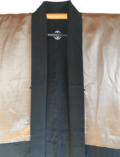 Haori Japonais Homme Soie Noire Sumitate Yotsume Montsuki Toshogu Yomeimon Nikko