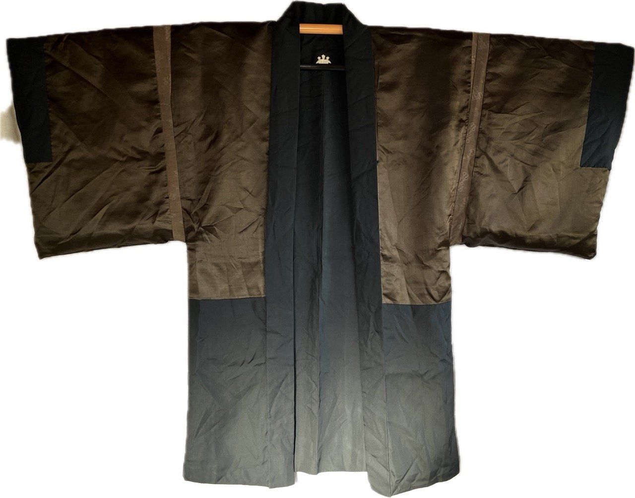 Haori Japonais Homme soie noire Kiri Montsuki Vue du mont Fuji