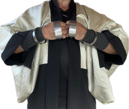 Haori Japonais Homme Soie Noire Futatsu Hiki MonTsuki  Art Japon-Paris