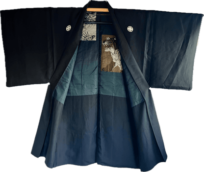Haori japonais homme soie noire Mokkou Montsuki Dragon VS Tigre