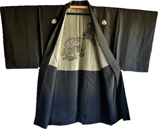 Haori japonais homme soie noire Montsuki Mitsukashiwa – scène de chasse