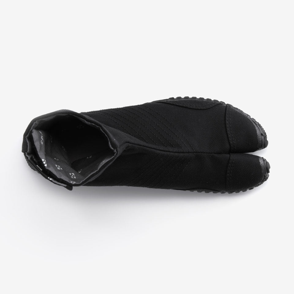 Jikatabi Saibu Noir  7 Kohaze