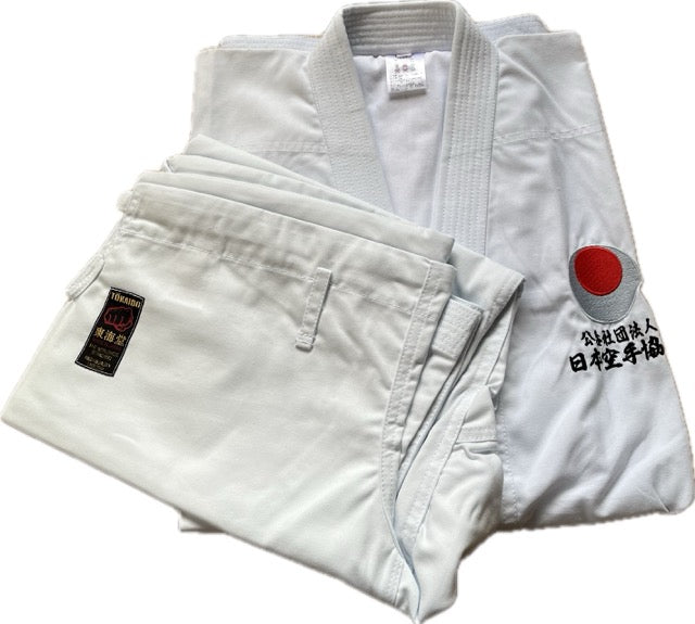 Karategi Tokaido Hayate NST « Hayate » Kumite Ultra-léger – Patch JKA, Taille 5.5