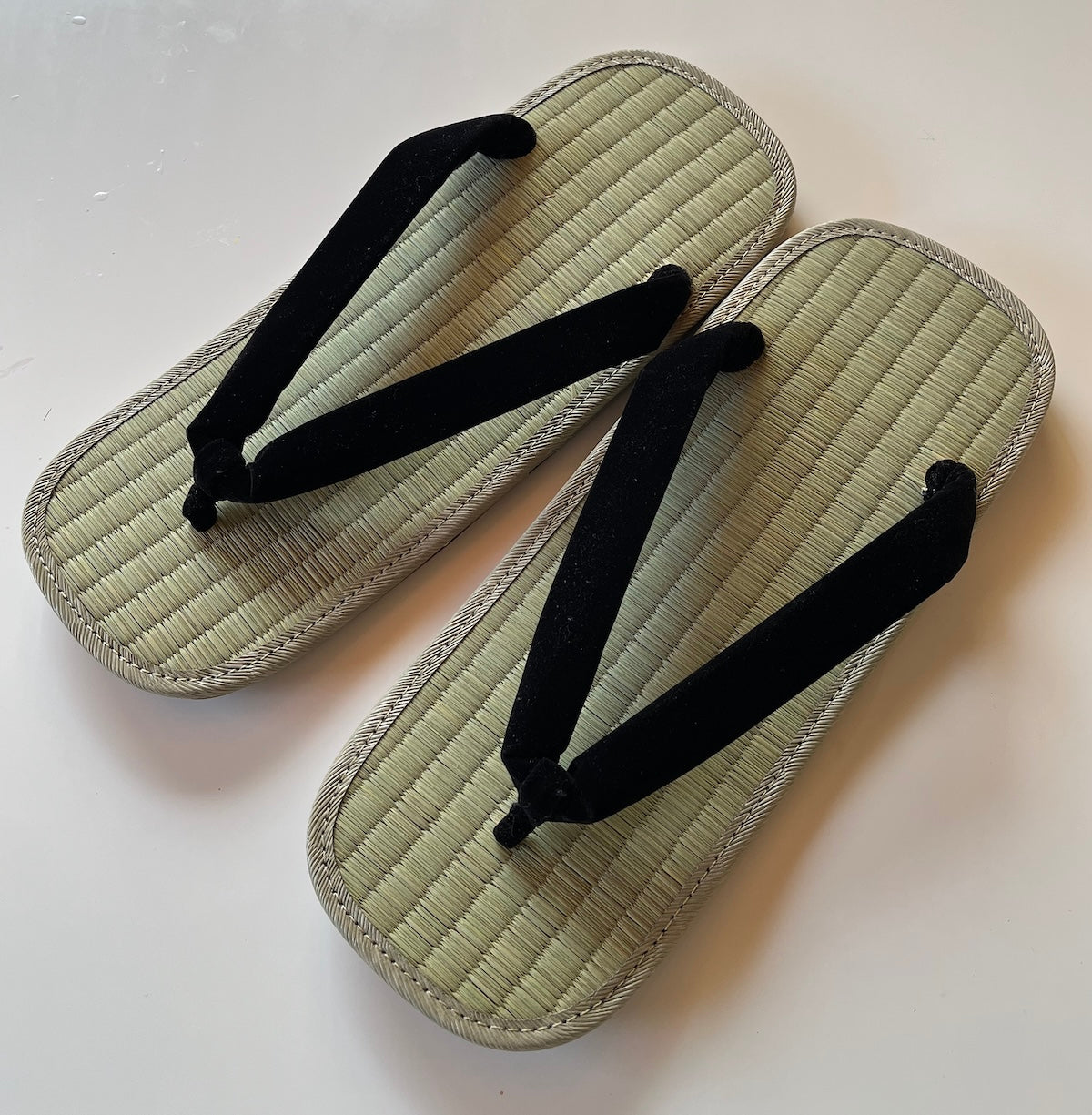 Setta / Zori traditionnel japonais Igusa Tatami semelle cuir - Hanao noir